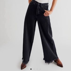 FREE PEOPLE - We The Free - Black Old West Slouchy Wide Leg Jeans - 27